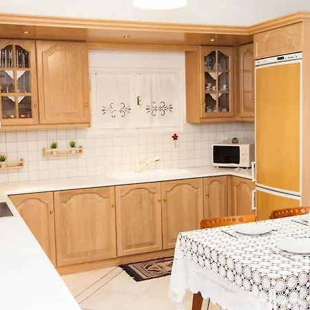 Apollon Stone In With Breathtaking Views 度假居